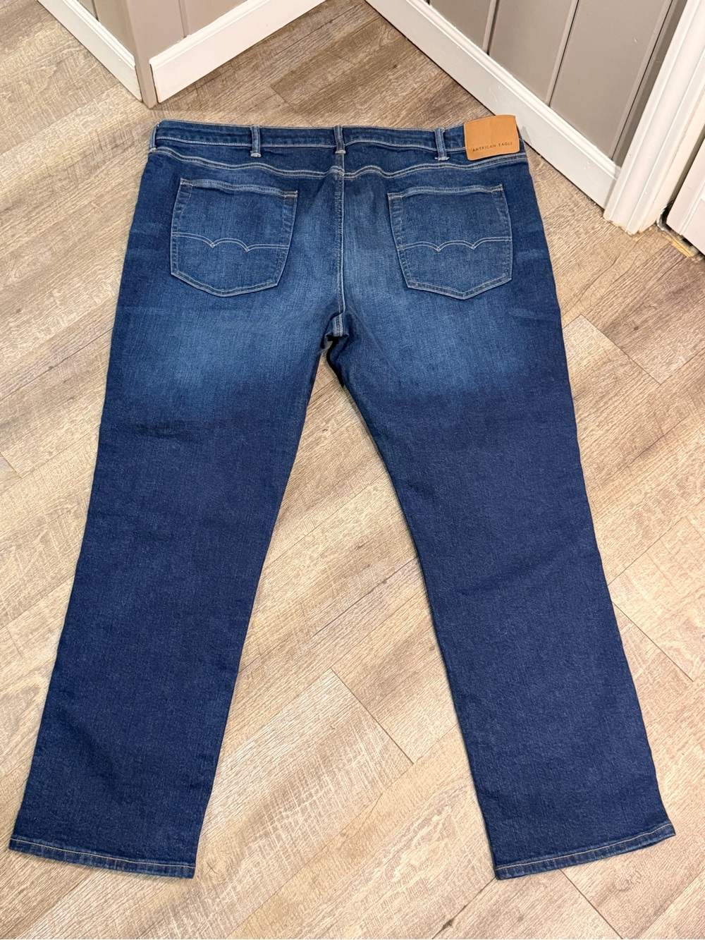 American Eagle Outfitters Men’s Indigo Slim Straight Jeans - Picture 9 of 13